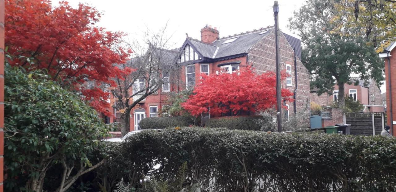 Casa de férias Bird Song Old Trafford Manchester